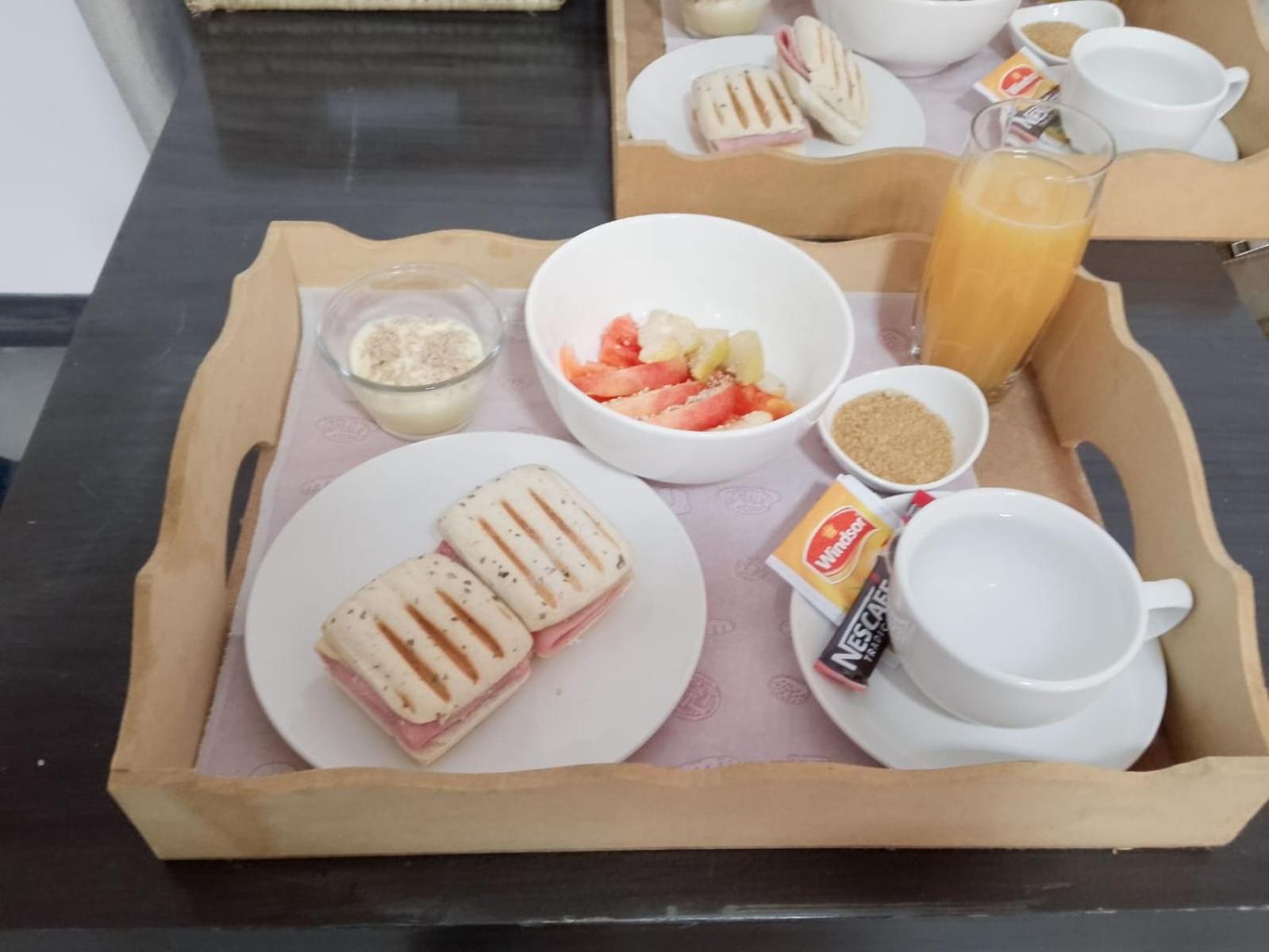 Urban Suites Apart Hotel Санта-Крус-де-ла-Сьєрра Екстер'єр фото