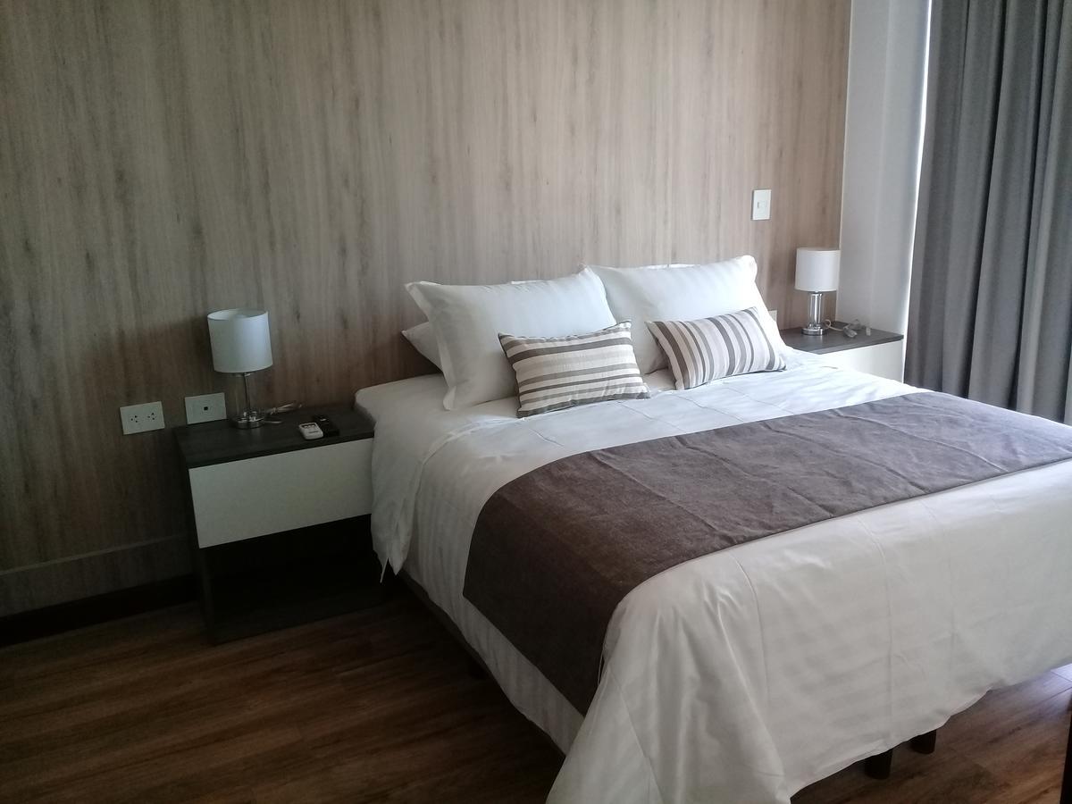 Urban Suites Apart Hotel Санта-Крус-де-ла-Сьєрра Екстер'єр фото